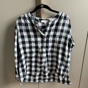 Women’s Loft checkered top size SP lightly used
